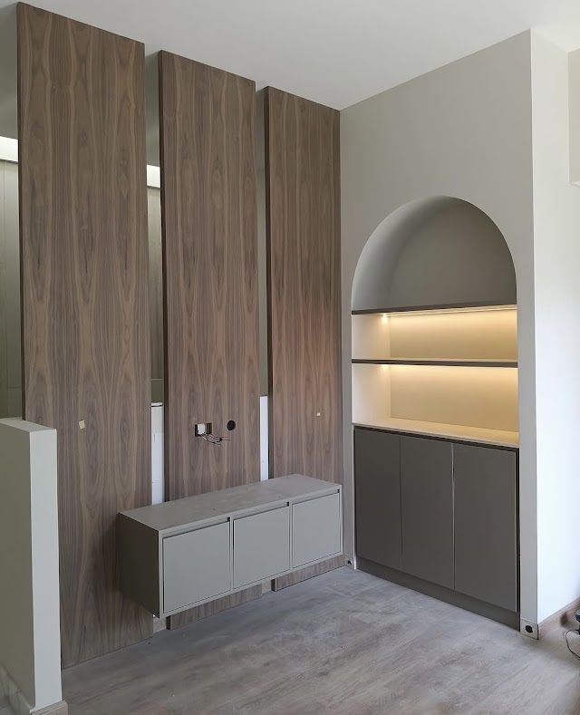Royal saw carpentry
