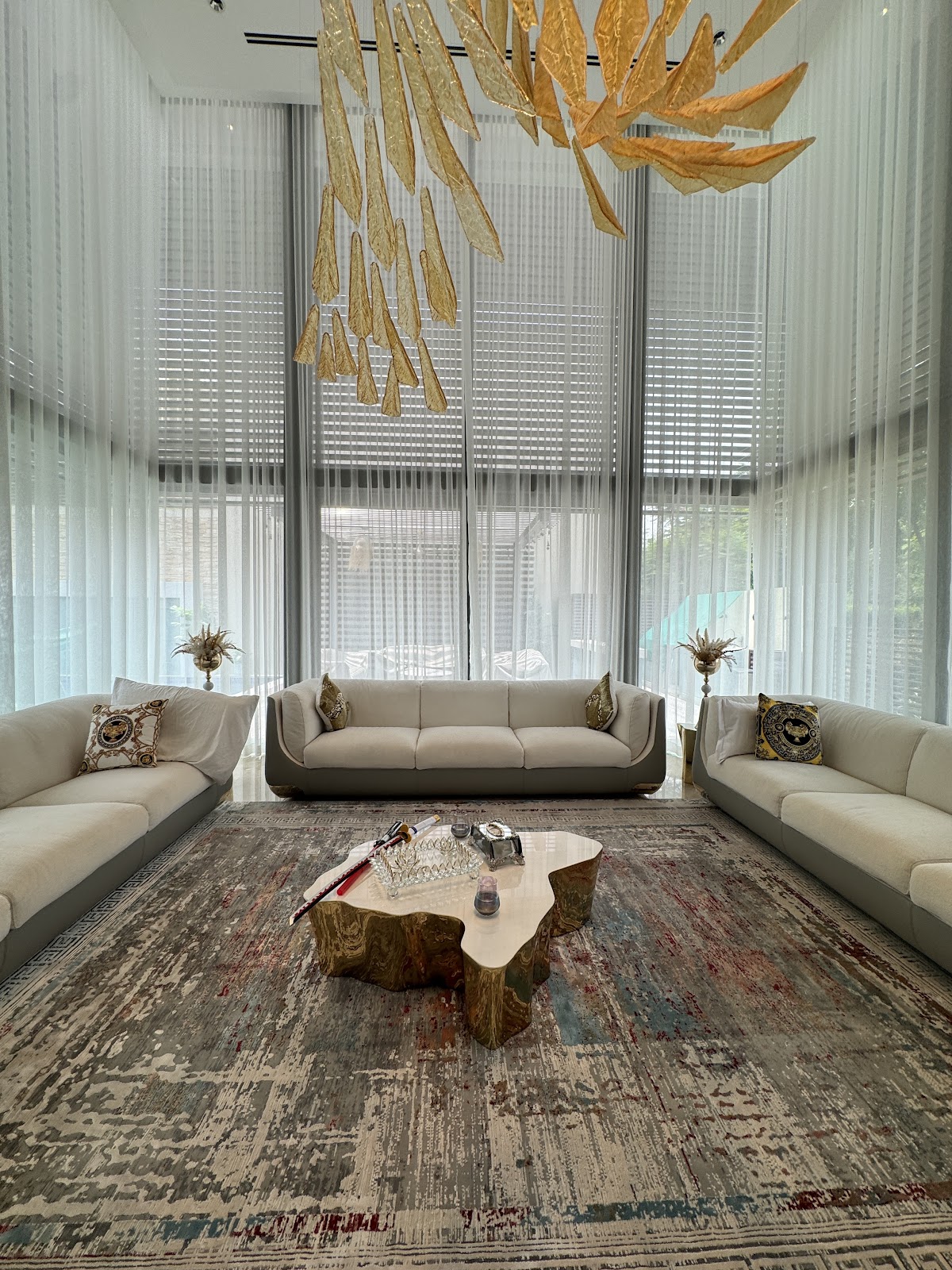 Wonderwall Contracting LLC I Luxury Villa Construction, Renovation & Interiors D project photo