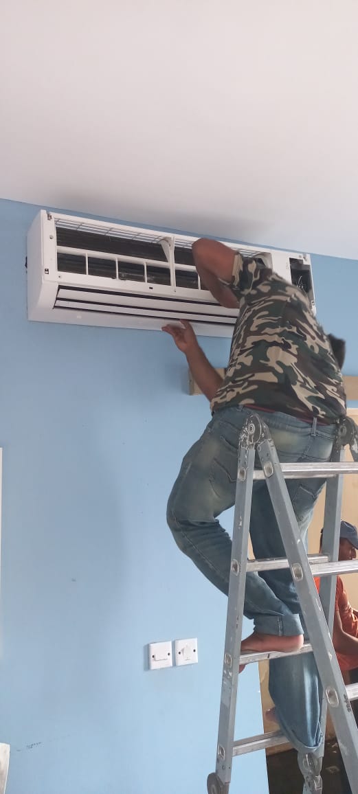 Contractors UAE