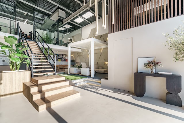 Ele Interior