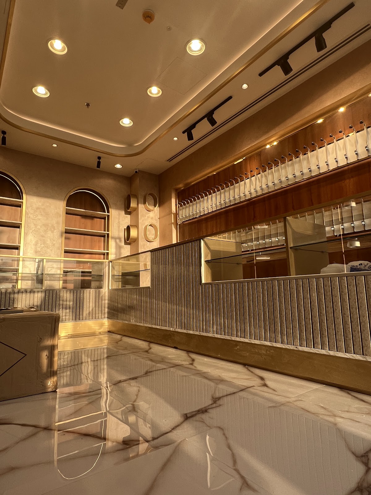 AL KATHEEB Interior Fit out Design Company Dubai , Business bay, Al Qusais project photo