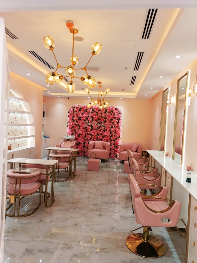 AL KATHEEB Interior Fit out Design Company Dubai , Business bay, Al Qusais