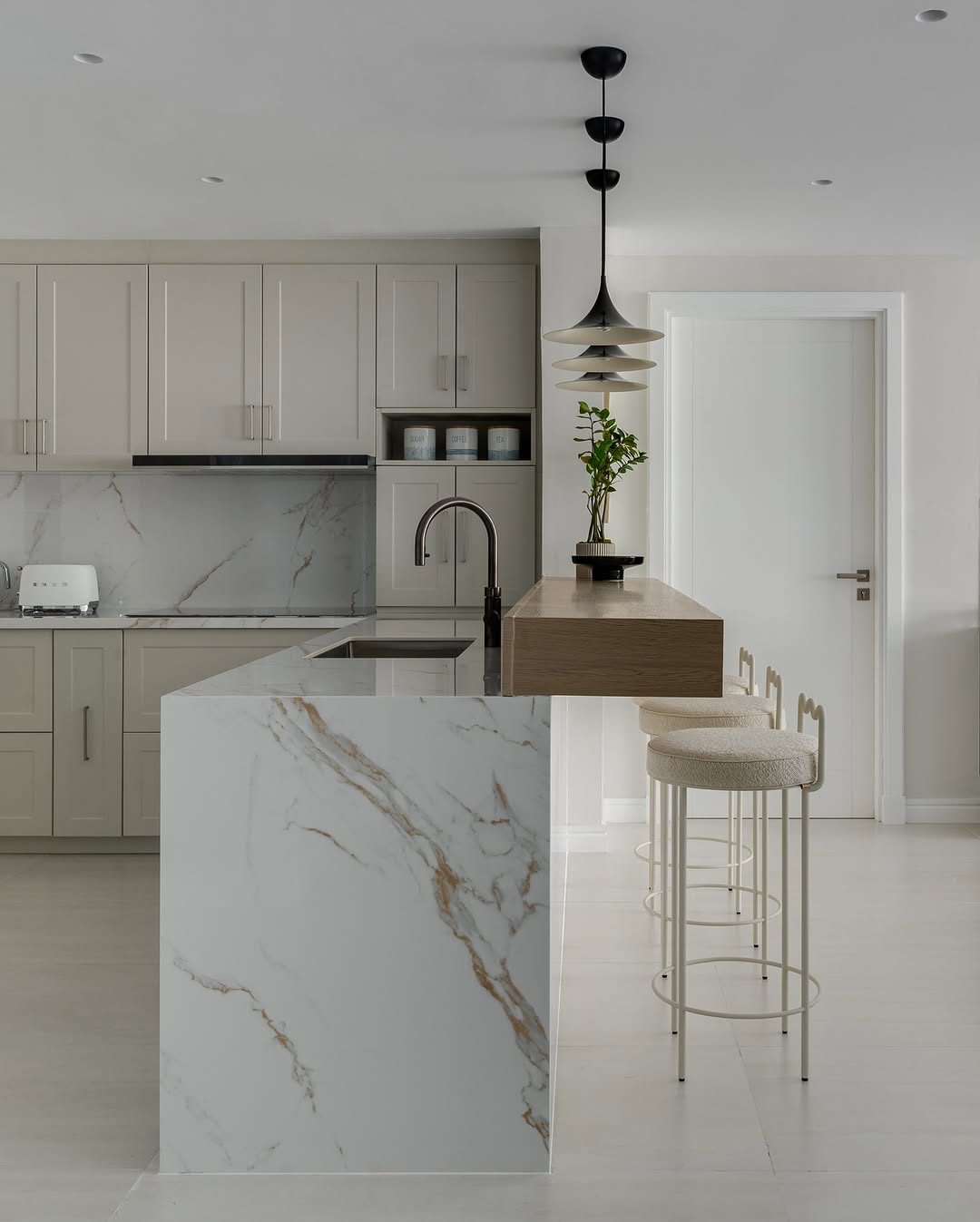 VOIV INTERIORS & LANDSCAPING project photo