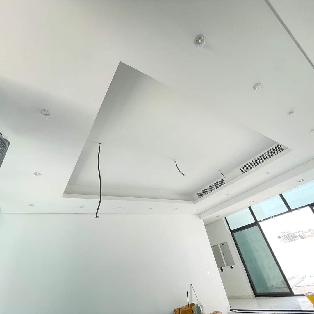 Painter maintenance wall ceiling wood Door furniture polish Gypsum partition project photo