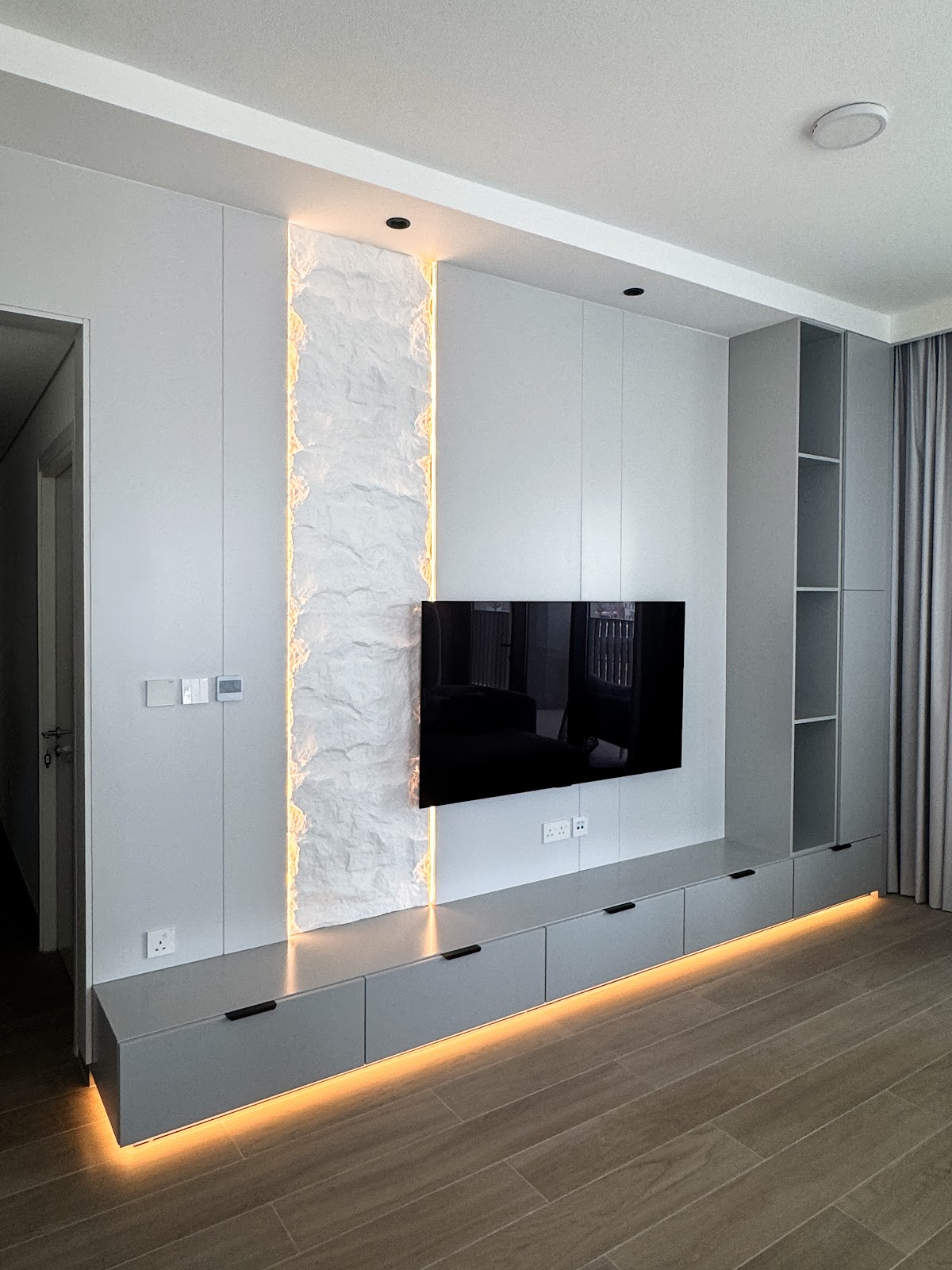 Project Society Interior Design and Fitouts project photo