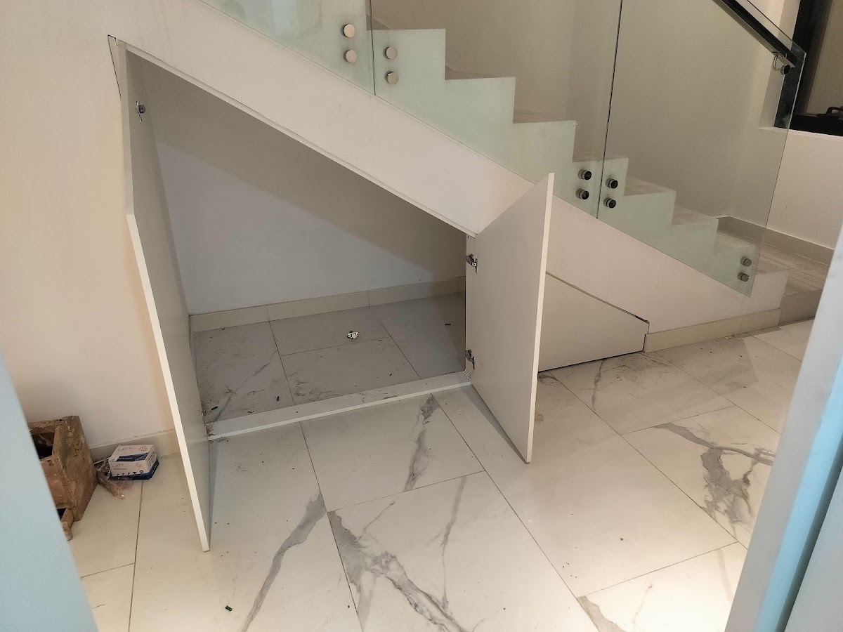 Carpenter And Maintenance project photo