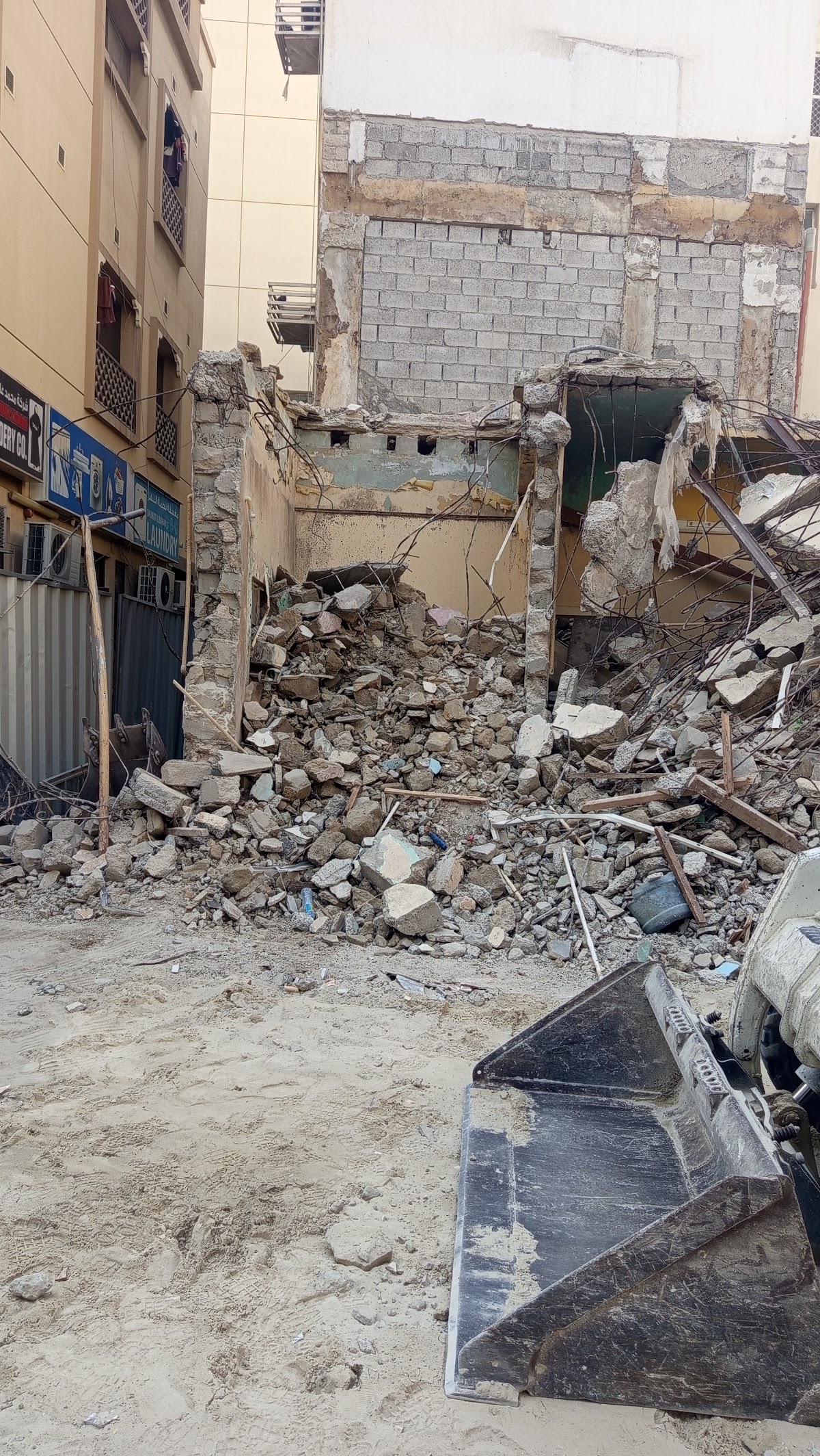 Liberty Building Demolition LLC, Dubai شركة ليبرتي لهدم المباني ذ.م.م، دبي project photo